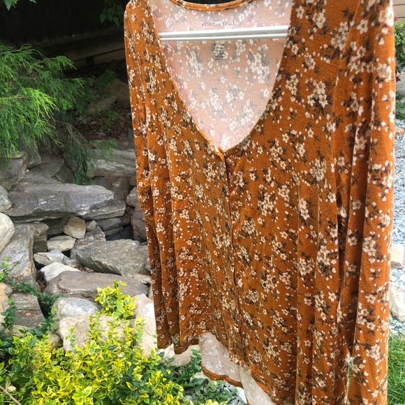 Brand new Xs American Eagle soft and sexy shirt - Picture 4 of 8